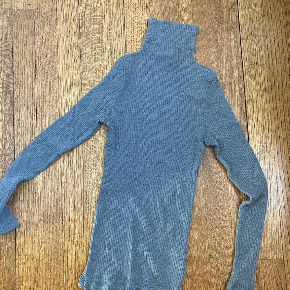 Club Monaco long-sleeve grey turtleneck xsmall